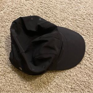 Lululemon Running hat